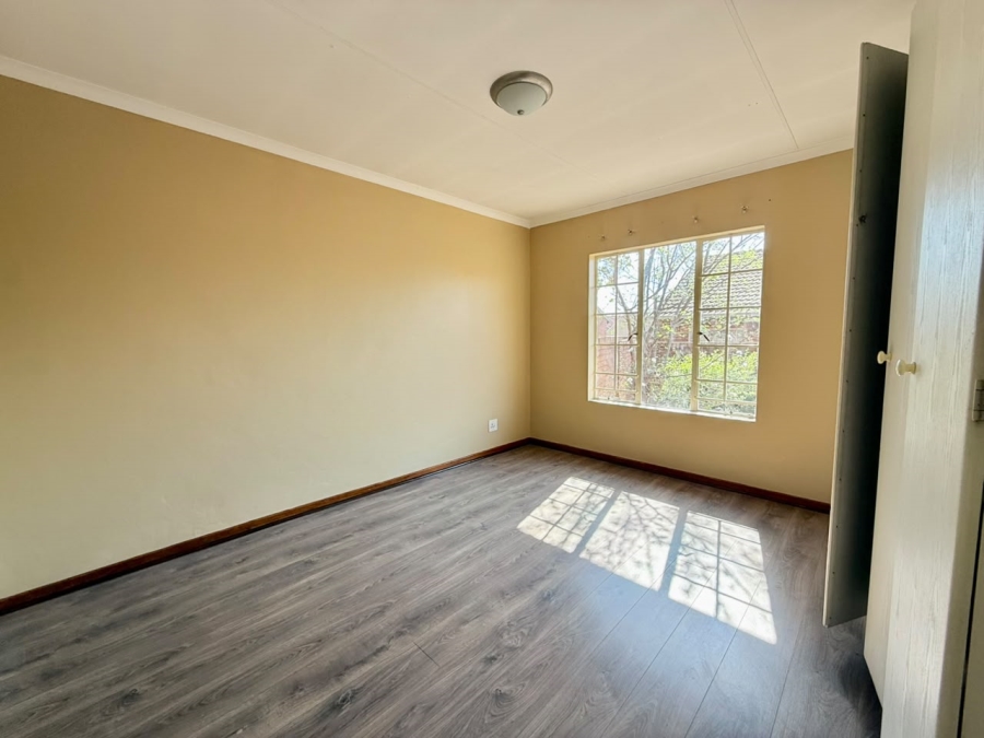 2 Bedroom Property for Sale in Amberfield Gauteng