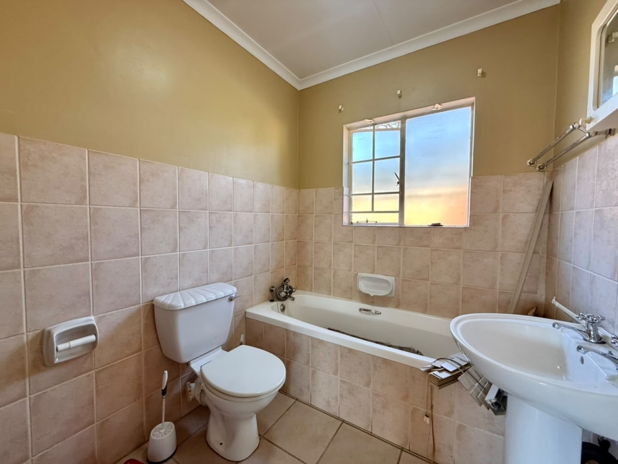 2 Bedroom Property for Sale in Amberfield Gauteng