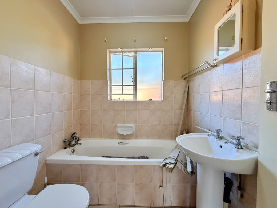 2 Bedroom Property for Sale in Amberfield Gauteng