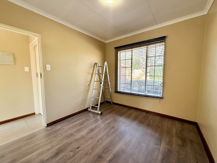 2 Bedroom Property for Sale in Amberfield Gauteng