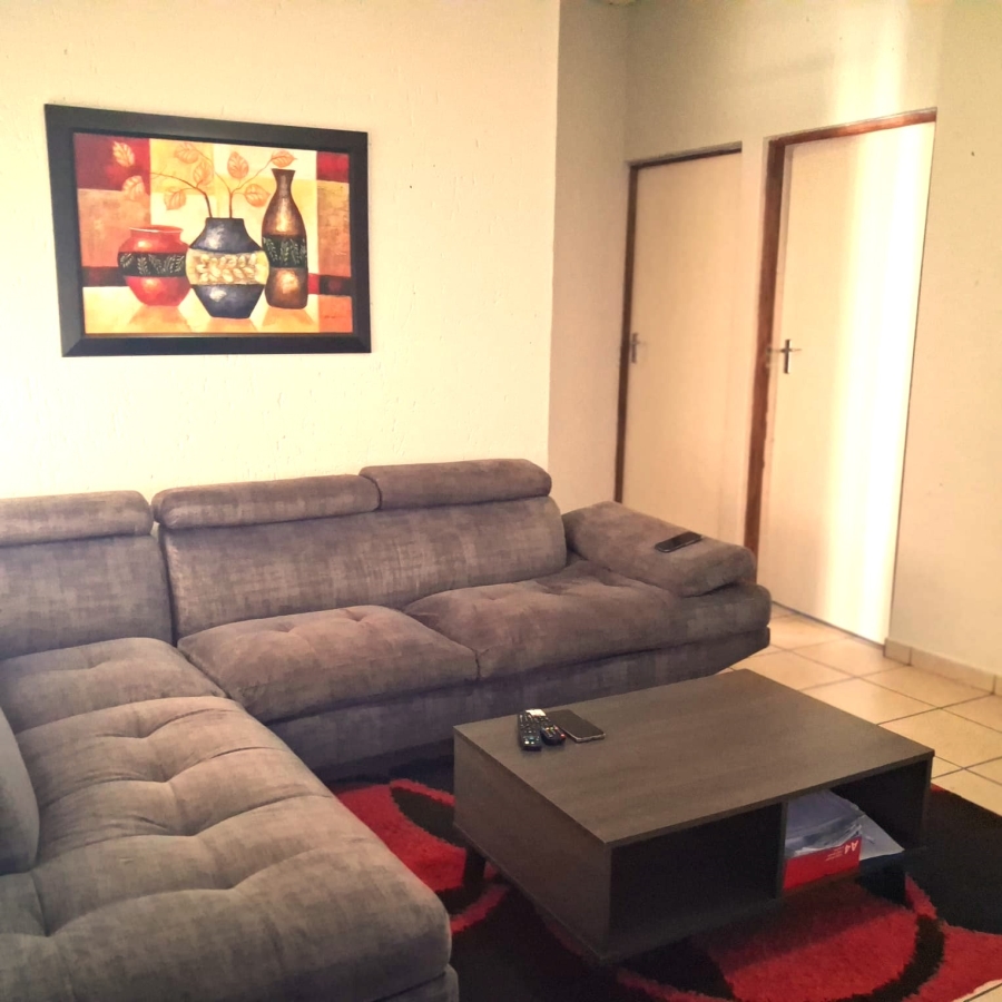 2 Bedroom Property for Sale in Amorosa Gauteng