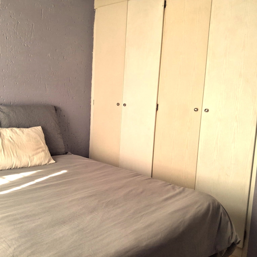 2 Bedroom Property for Sale in Amorosa Gauteng