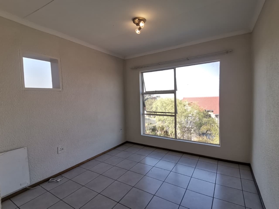 2 Bedroom Property for Sale in Bassonia Gauteng