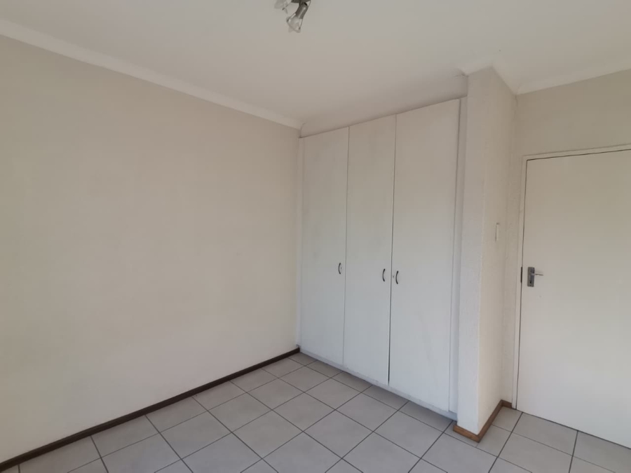 2 Bedroom Property for Sale in Bassonia Gauteng