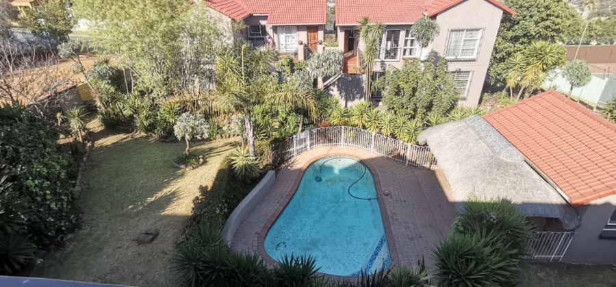 2 Bedroom Property for Sale in Bassonia Gauteng