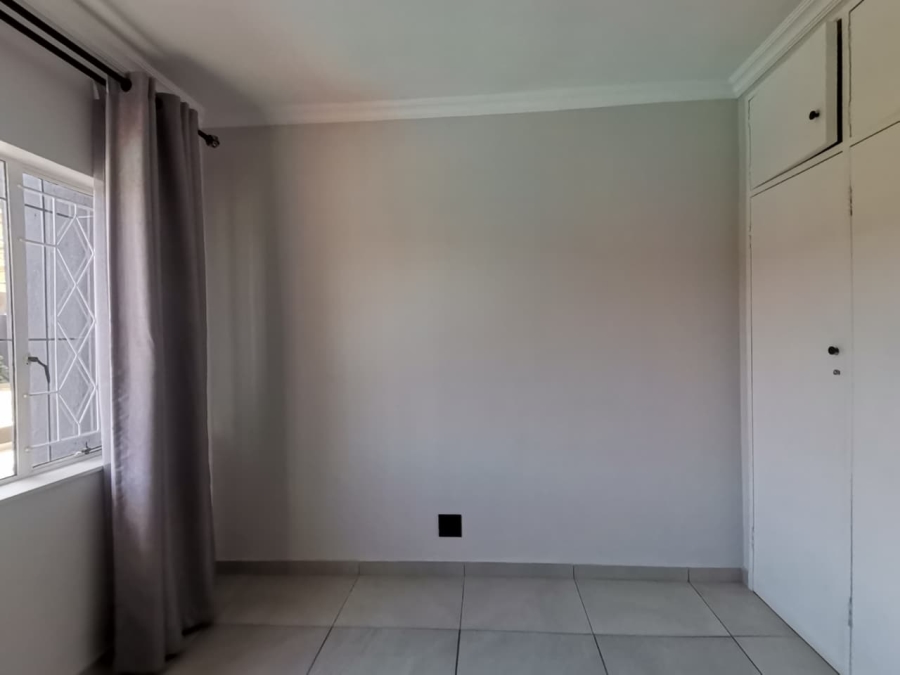 3 Bedroom Property for Sale in Mulbarton Gauteng
