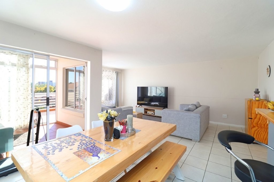 To Let 3 Bedroom Property for Rent in Bedford Gardens Gauteng