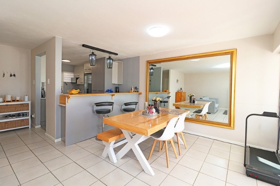 To Let 3 Bedroom Property for Rent in Bedford Gardens Gauteng