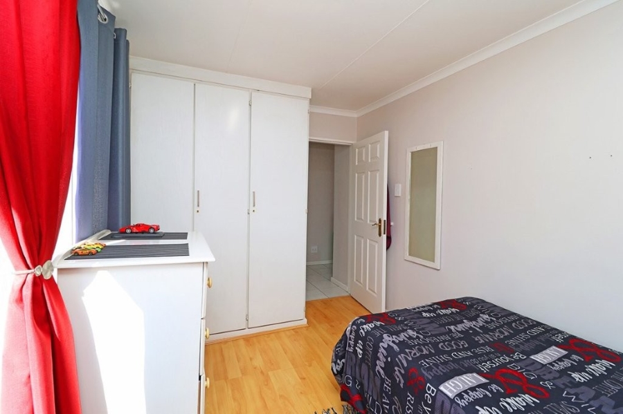 To Let 3 Bedroom Property for Rent in Bedford Gardens Gauteng