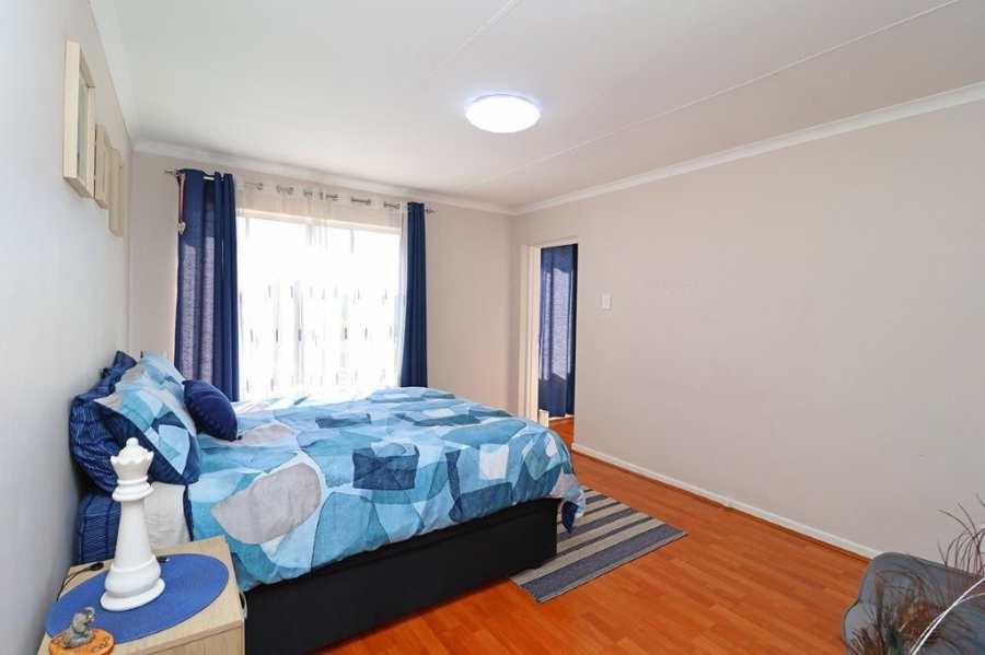 To Let 3 Bedroom Property for Rent in Bedford Gardens Gauteng