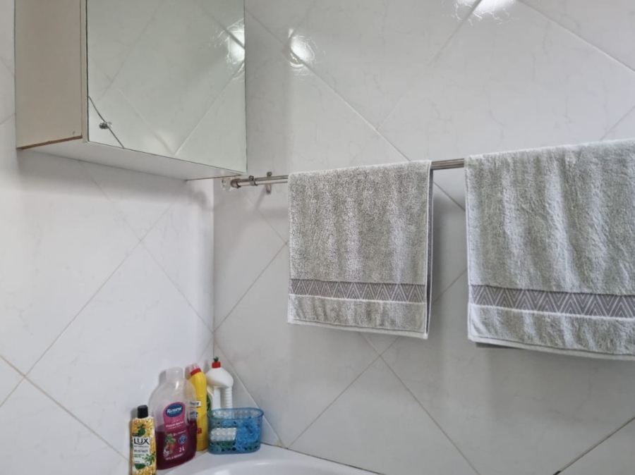 2 Bedroom Property for Sale in Sebokeng Zone 11 Gauteng