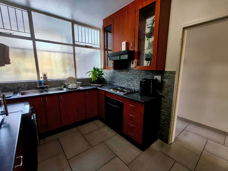 To Let 2 Bedroom Property for Rent in Three Rivers Proper Gauteng
