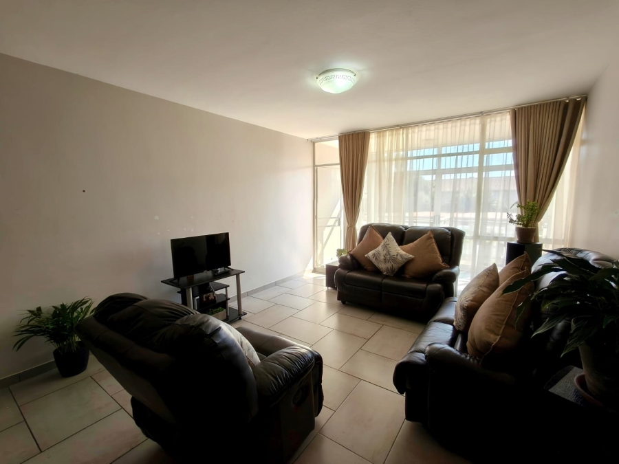 To Let 2 Bedroom Property for Rent in Three Rivers Proper Gauteng