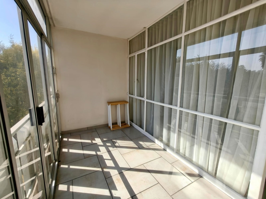 To Let 2 Bedroom Property for Rent in Three Rivers Proper Gauteng