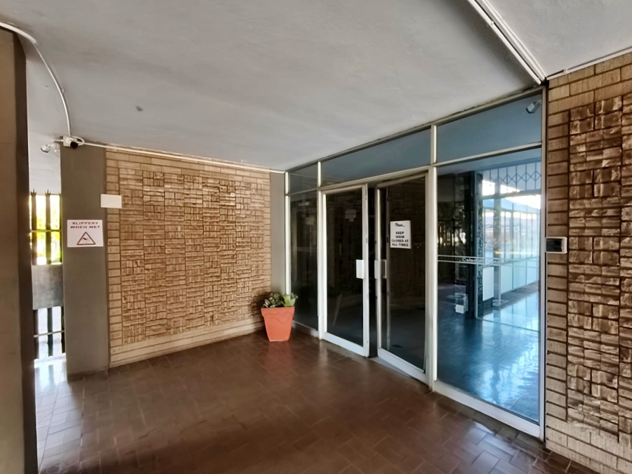 To Let 2 Bedroom Property for Rent in Three Rivers Proper Gauteng