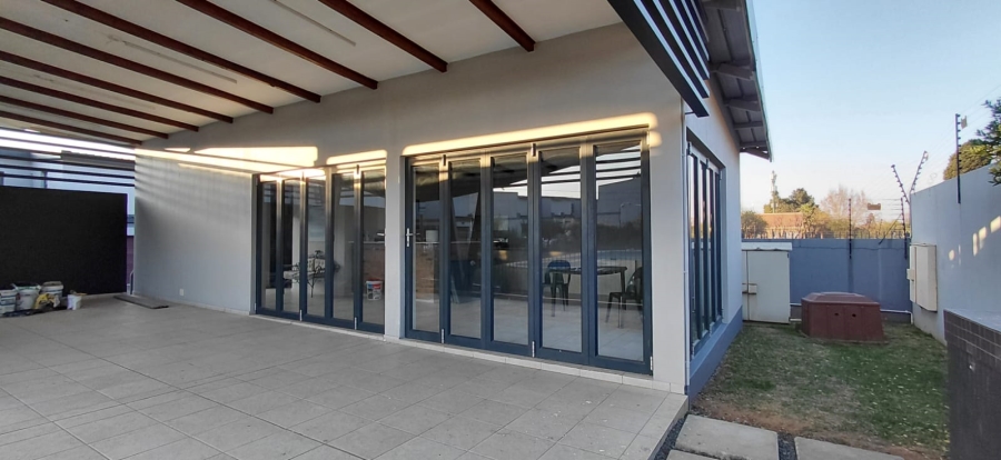 3 Bedroom Property for Sale in Rynfield Gauteng