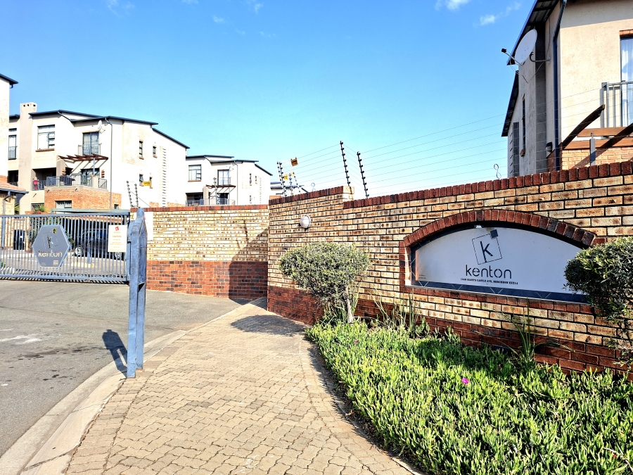 1 Bedroom Property for Sale in Bergbron Gauteng
