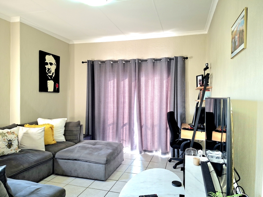 1 Bedroom Property for Sale in Bergbron Gauteng