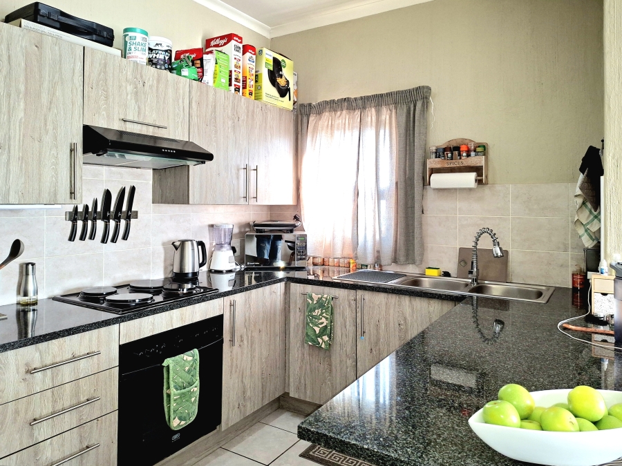 1 Bedroom Property for Sale in Bergbron Gauteng