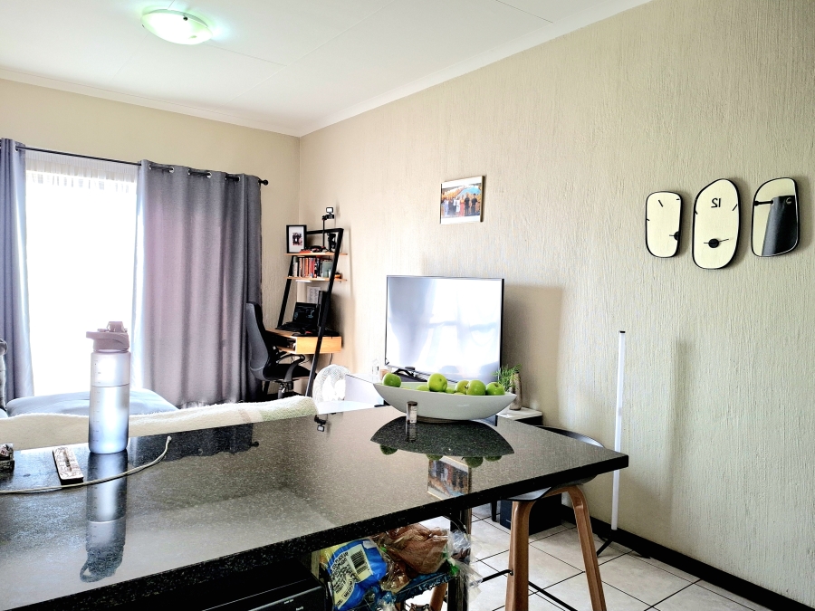 1 Bedroom Property for Sale in Bergbron Gauteng