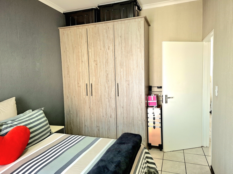 1 Bedroom Property for Sale in Bergbron Gauteng