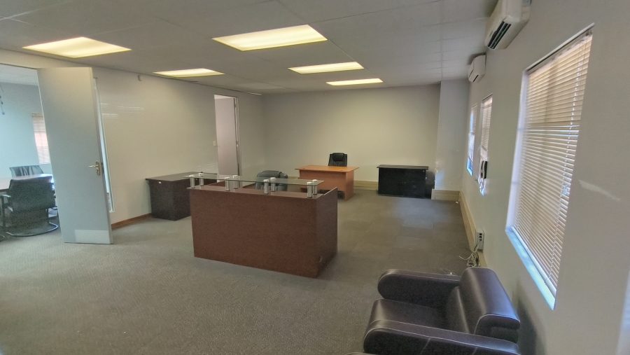 To Let Commercial Property for Rent in Die Hoewes Gauteng