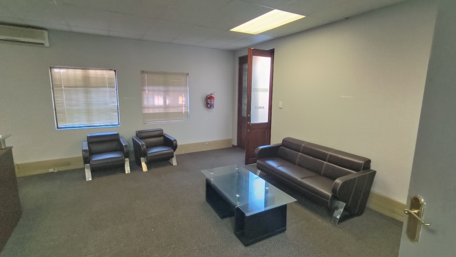 To Let Commercial Property for Rent in Die Hoewes Gauteng