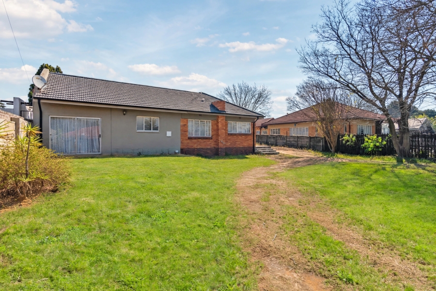 4 Bedroom Property for Sale in Discovery Gauteng