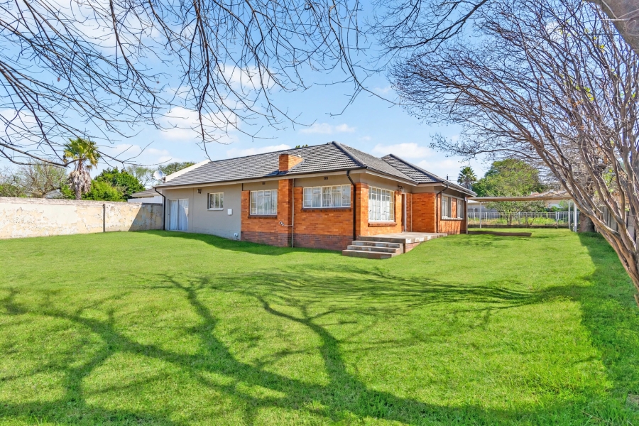 4 Bedroom Property for Sale in Discovery Gauteng