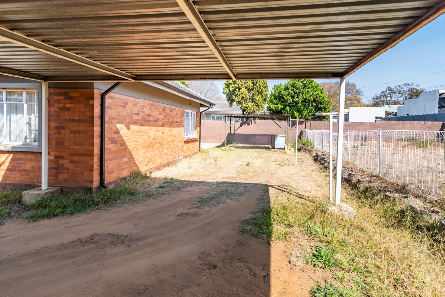 4 Bedroom Property for Sale in Discovery Gauteng