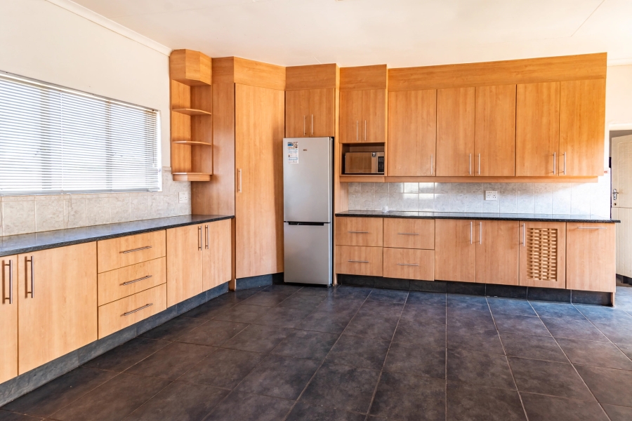 4 Bedroom Property for Sale in Discovery Gauteng