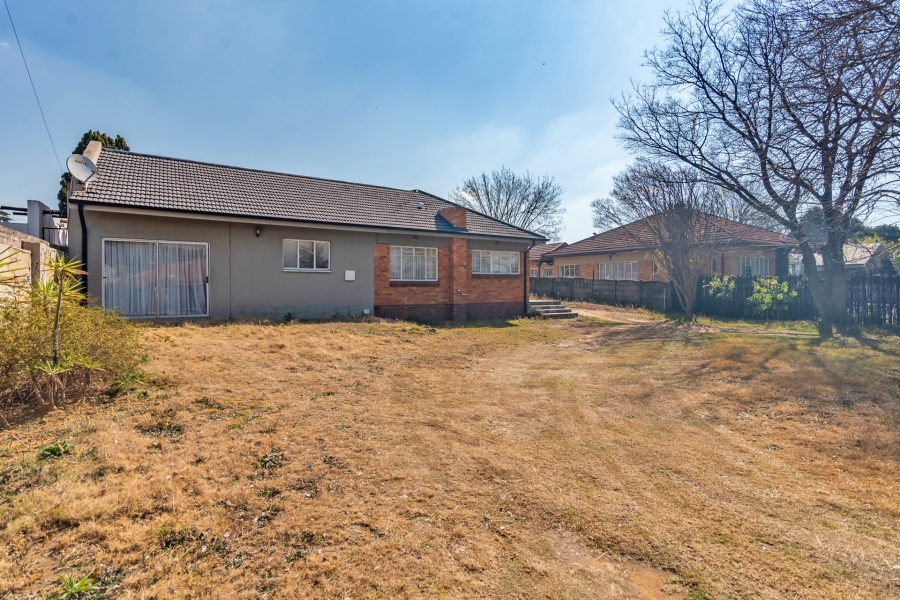 4 Bedroom Property for Sale in Discovery Gauteng
