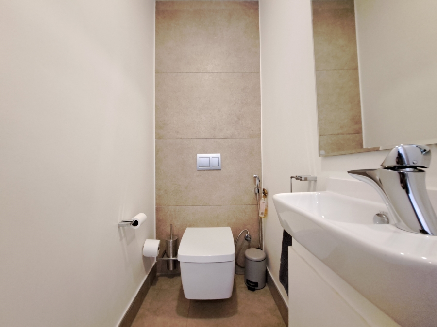 1 Bedroom Property for Sale in Sandton Central Gauteng
