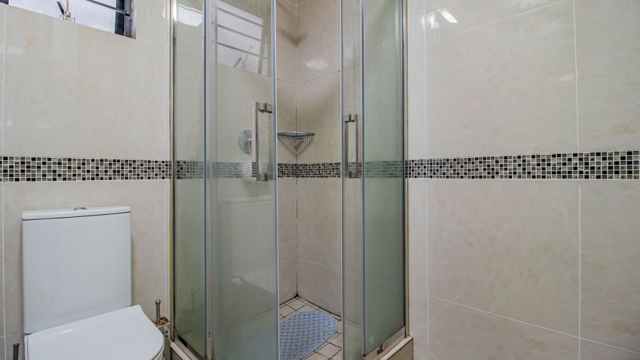 1 Bedroom Property for Sale in Noordhang Gauteng