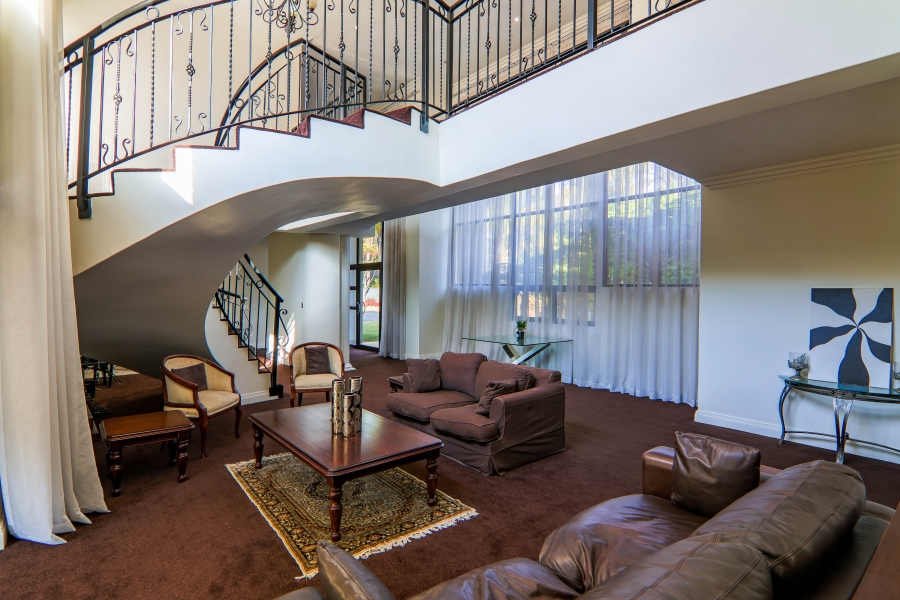 7 Bedroom Property for Sale in Midstream Estate Gauteng