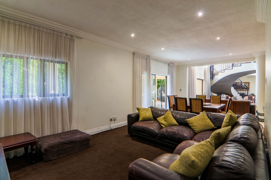 7 Bedroom Property for Sale in Midstream Estate Gauteng