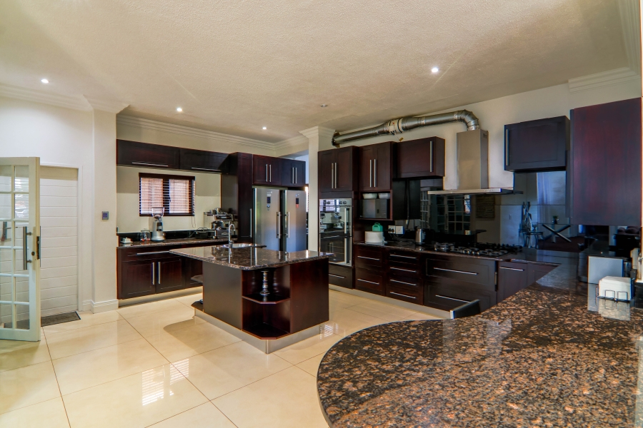 7 Bedroom Property for Sale in Midstream Estate Gauteng