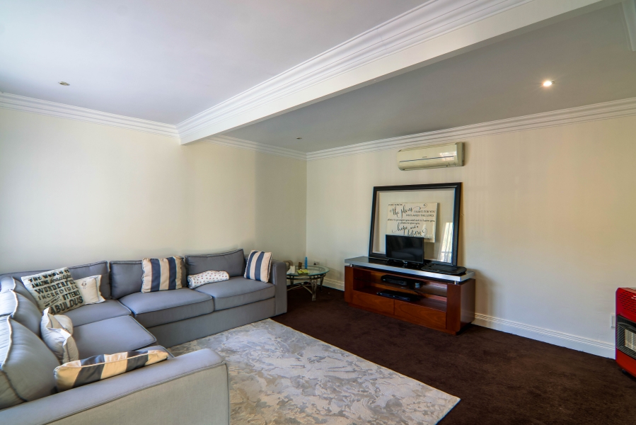 7 Bedroom Property for Sale in Midstream Estate Gauteng
