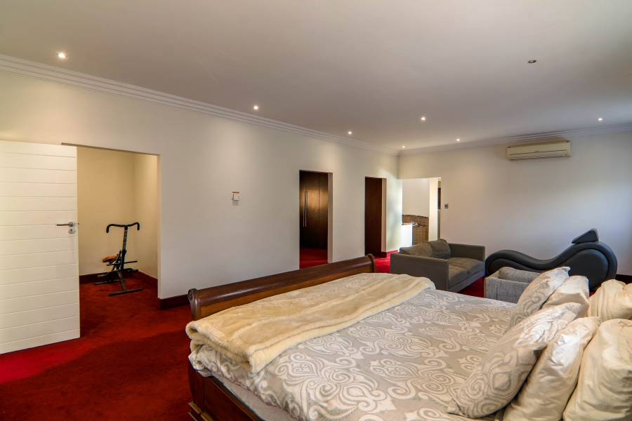7 Bedroom Property for Sale in Midstream Estate Gauteng