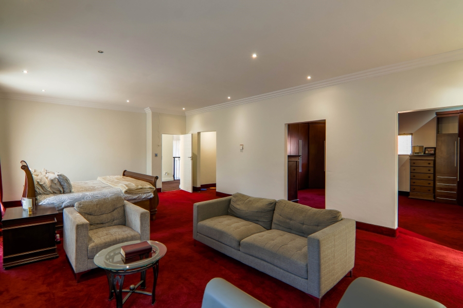 7 Bedroom Property for Sale in Midstream Estate Gauteng