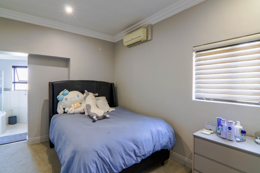 7 Bedroom Property for Sale in Midstream Estate Gauteng