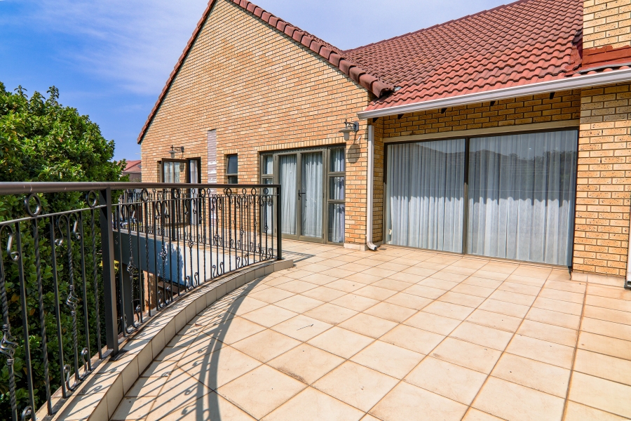 7 Bedroom Property for Sale in Midstream Estate Gauteng