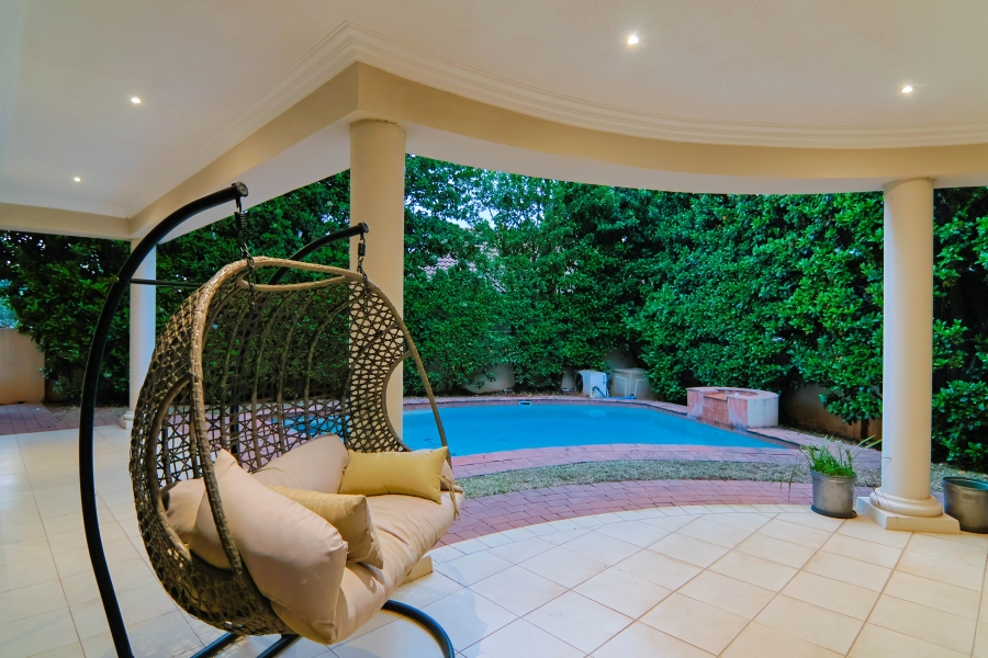 7 Bedroom Property for Sale in Midstream Estate Gauteng