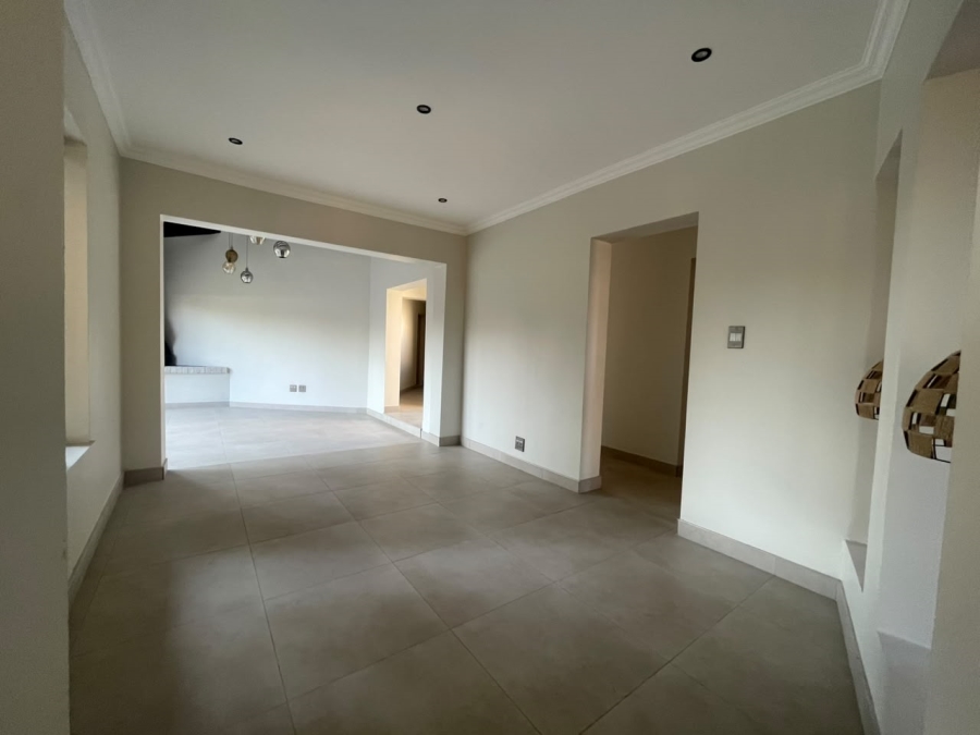 3 Bedroom Property for Sale in Beyers Park Gauteng