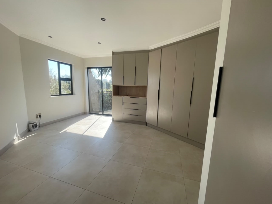 3 Bedroom Property for Sale in Beyers Park Gauteng