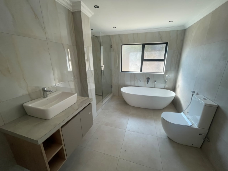 3 Bedroom Property for Sale in Beyers Park Gauteng
