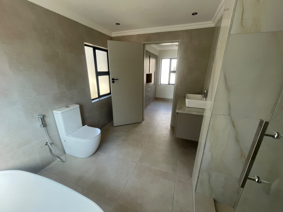 3 Bedroom Property for Sale in Beyers Park Gauteng