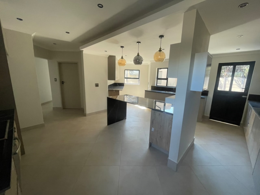 3 Bedroom Property for Sale in Beyers Park Gauteng