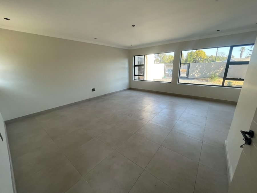 3 Bedroom Property for Sale in Beyers Park Gauteng