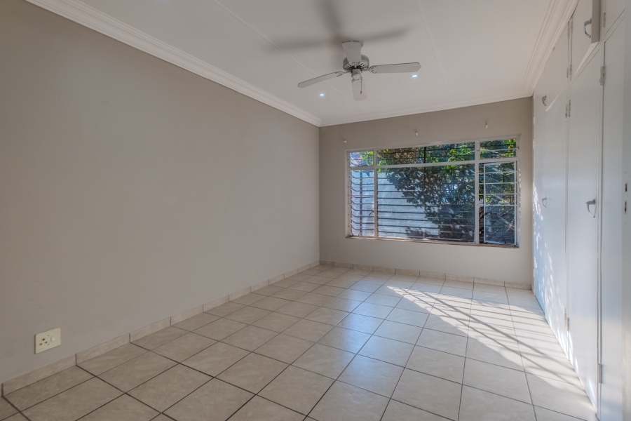 3 Bedroom Property for Sale in Garsfontein Gauteng